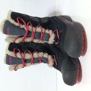 Columbia Tech Lite black/charcoal boots big girl size 5 EU 37.5
